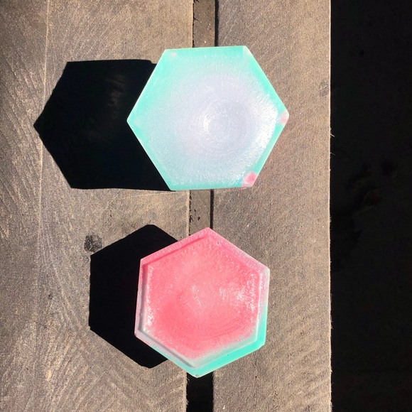 Handmade Lisa Frank Kawaii UV Resin Trinket Box - Picture 15 of 16